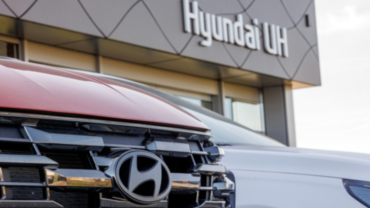 HYUNDAI UH jede naplno. Lidem dává práci, vozům servis a zákazníkům jistotu
