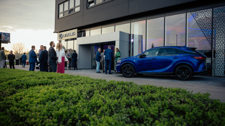 Lexus otevřel nový showroom v Brně